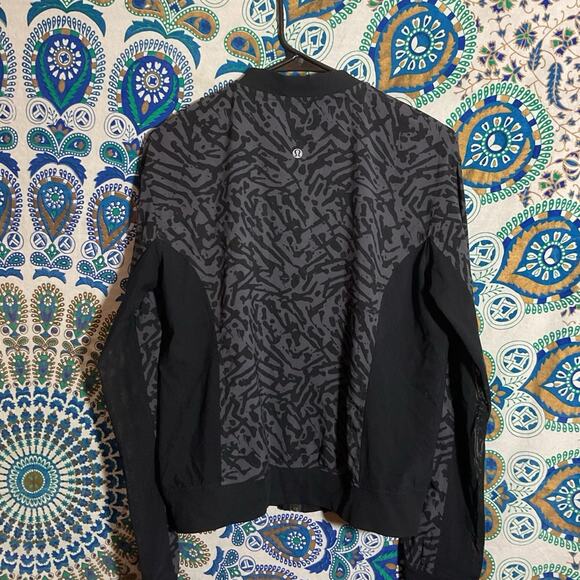 lululemon athletica Jackets & Blazers - Lululemon Jacket